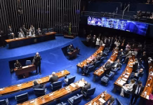 Veja como cada senador se posicionou sobre a PEC que acaba com a escala 6×1
